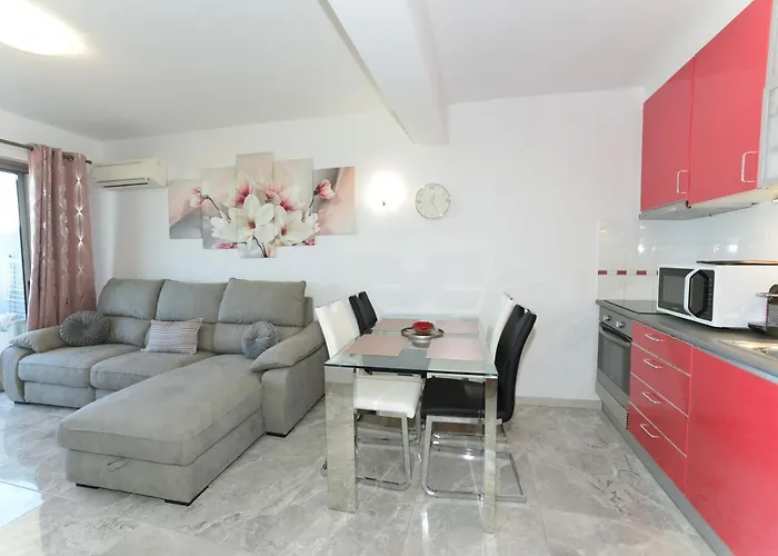 Exclusive Luxury In Oceano Atlantico Complex Apartment *