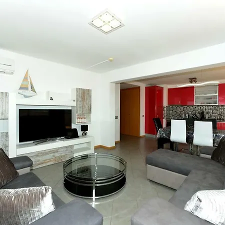 Exclusive Luxury In Oceano Atlantico Complex *